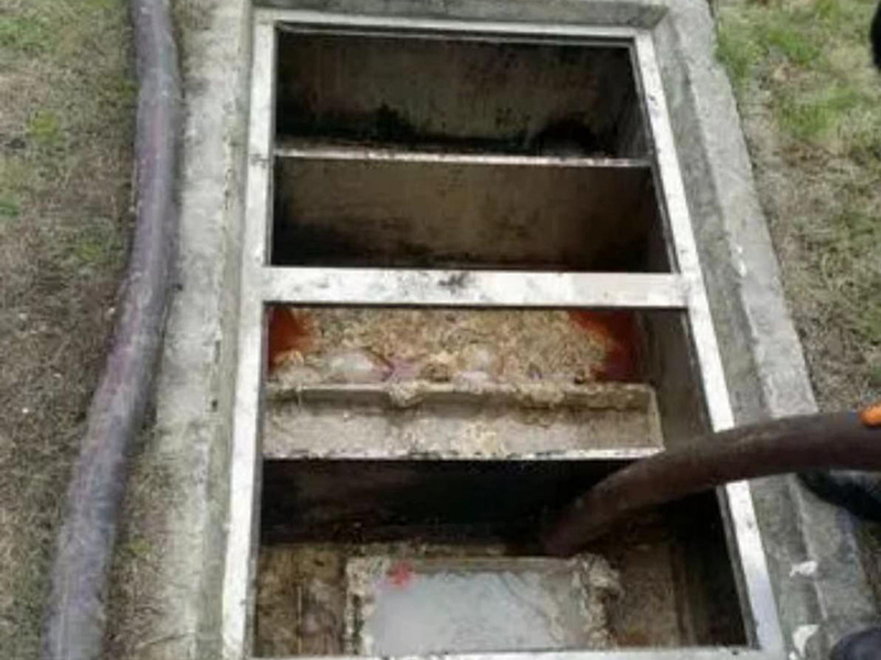 博尔塔拉隔油池清理